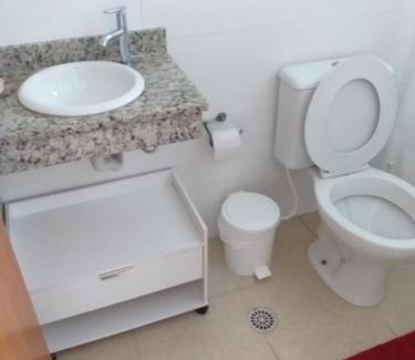 Canto do Forte Apartamento | Apartamento no Canto do Forte, Wi-Fi, Estacionamento gratuito e Churrasqueira