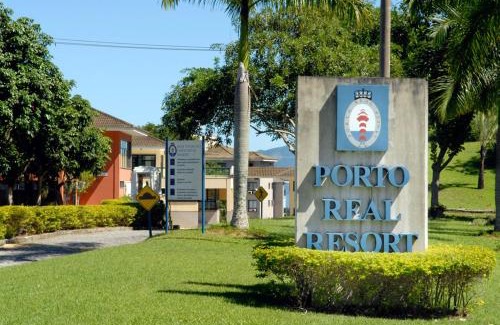 Mangaratiba Apartamento | Apartamento no Porto Real Resort com vista para o mar