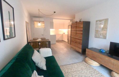 Cadaqués Apartamento | Apartamento nuevo en el centro con garaje
