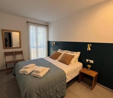 Cadaqués Apartamento | Apartamento nuevo en el centro con garaje