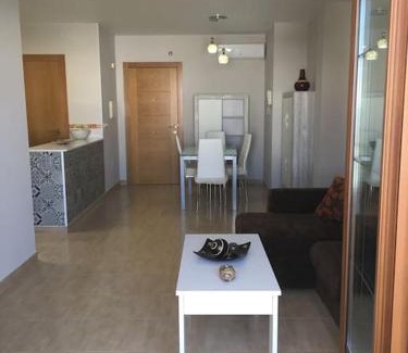 Carboneras Apartamento | Apartamento nuevo en pleno centro.