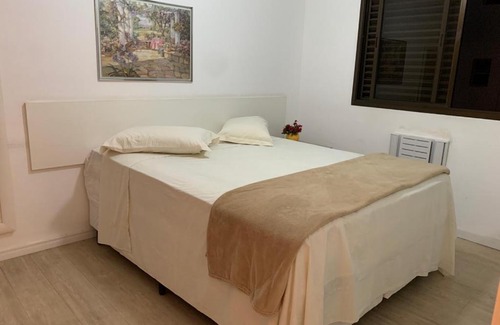 Morro do Maluf Apartamento | Apartamento pé na areia com piscina aquecida