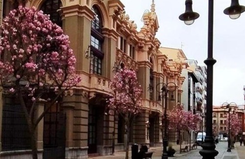 Aviles Apartamento | Apartamento Palacio Valdés, centro Avilés, con parking
