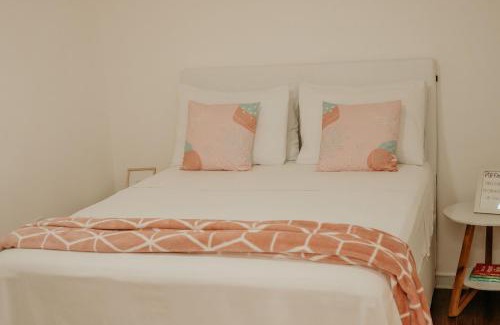 Jardim Caicara Apartamento | Apartamento para casal - 2,4km PRAIA DO FORTE