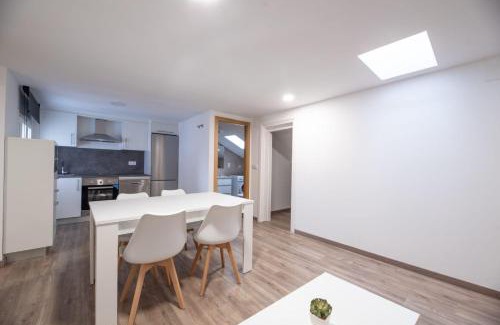 Monforte de Lemos Apartamento | Apartamento Paseo Malécon Planta 3