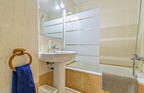 Ripollet Apartamento | Apartamento&piscina cerca de Barcelona