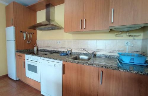 Barreiros Apartamento | APARTAMENTO PLAYA CATEDRALES CON PISCINA Y TERRAZA
