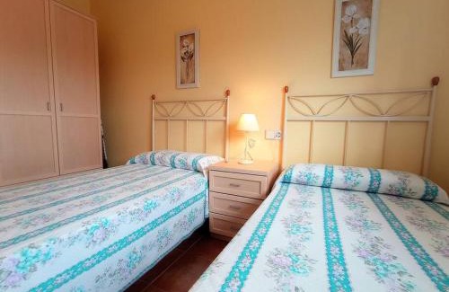 Barreiros Apartamento | APARTAMENTO PLAYA CATEDRALES CON PISCINA Y TERRAZA