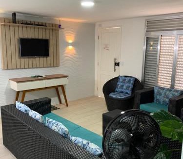 Jardim Vitoria Apartamento | Apartamento Praia Enseada Guarujá Wilma - próximo da praia - com ar condicionado e vaga para carro
