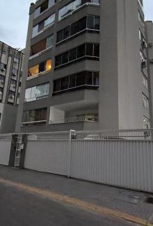 Andorinha Apartamento | APARTAMENTO PRÓXIMO A PRAIA E SHOPPING RUSSI&RUSSI