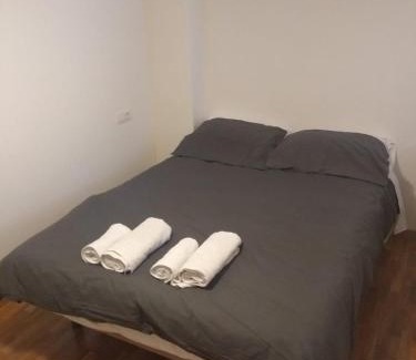 Castañares de Rioja Apartamento | Apartamento Rio Lavilla