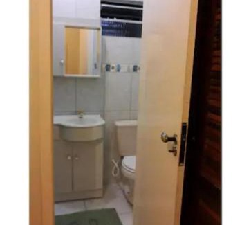 Centro Apartamento | Apartamento térreo com ar condicionado e 2 suítes bem localizado