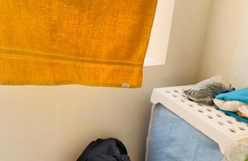 Sao Vicente Casa | Apartamento T2 e escritorio mobiliado, tudo incluído , água, luz, internet, maquina de lavar
