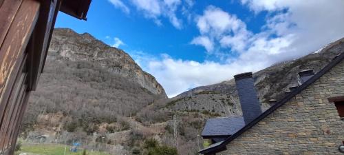 Escarrilla Apartamento | Apartamento Tarmañones Vistas a la montaña