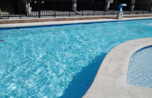 Centro Apartamento | Apartamento temporada em Arraial do Cabo, Villa da Praia acomoda ATÉ 8 pessoas!