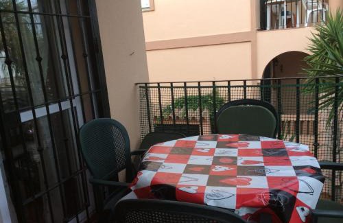 Los Gallos-Cerromolino Apartamento | Apartamento Urb Al Andalus A un paseo de la playa de la Barrosa