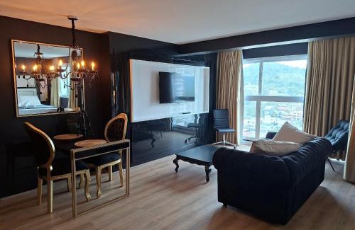 Itajai Apartamento | Apartamentos a 850m da Praia Brava - RCX