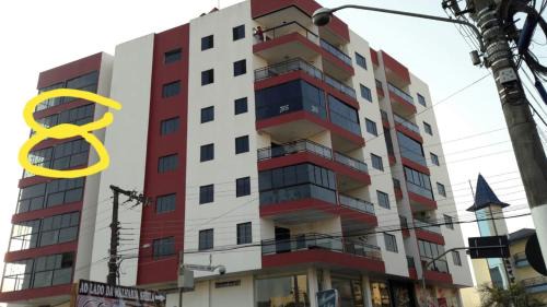 Piratuba Apartamento | Apartamentos Ed London, na Av principal a poucos passos das Termas