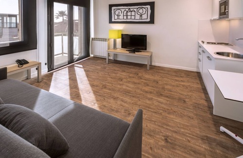 Castelldefels Hotel | Apartamentos Playa de Castelldefels