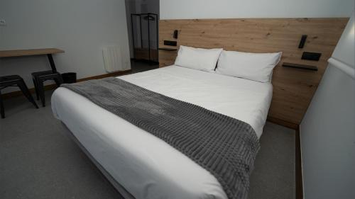 Cornellana Apartamento | Apartamentos Puerta de Occidente