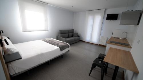 Cornellana Apartamento | Apartamentos Puerta de Occidente