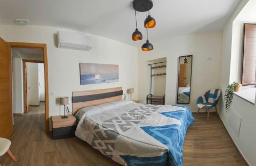 Santiago Apartamento | Apartamentos Turísticos Hornillo AT-CC-00681