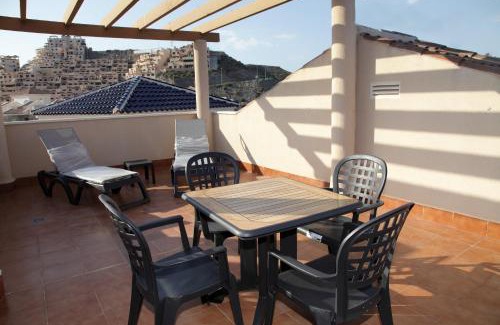 Los Geraeos Apartamento | Apartamentos Turisticos Aguilas de los Collados