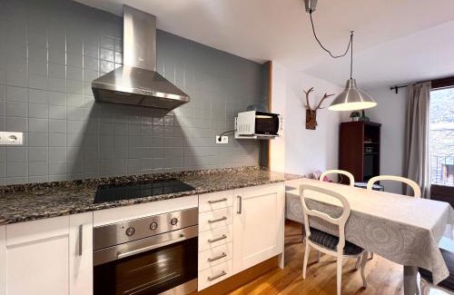 Esterri D'Aneu Apartamento | Apartaments del Camp - L'Amfitriona