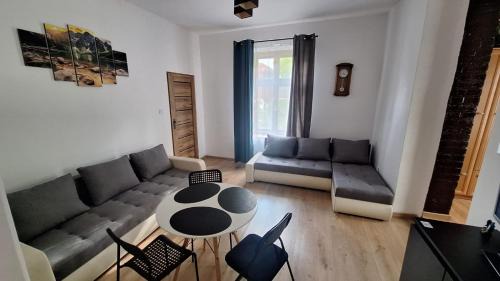Bierutowice Apartamento | Apartamenty Droga na Śnieżkę