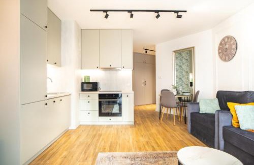 Radom Apartamento | ApartamentySnu, Struga Tower Silver z parkingiem
