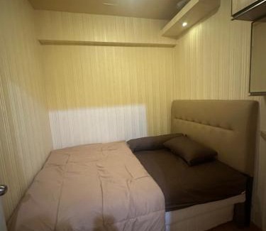 Pluit Apartamento | Apartemen green bay by esti