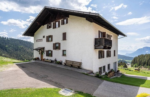 Verano Apartamento | Apartamento "Rotsteinhof Sonnenschein" con vistas a la montaña, balcón y Wi-Fi