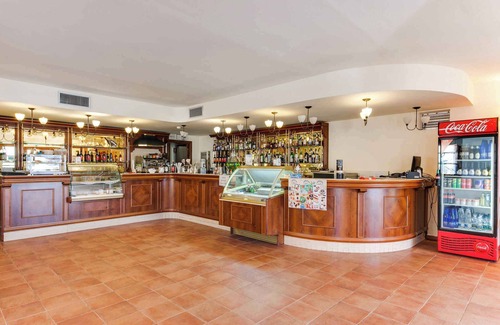 Orbetello Condominio | Apartement with air conditioning and outdoor pool