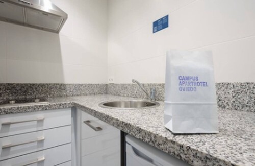 La Corredoria y Ventanielles Apartamento | Aparthotel Campus