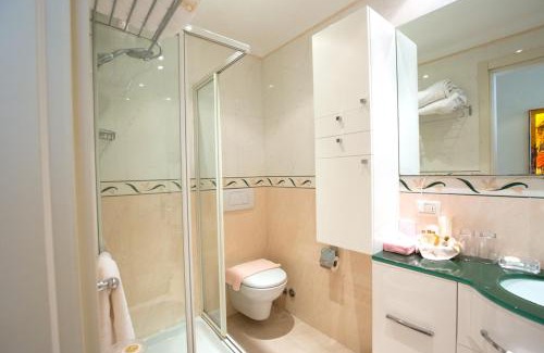 Riccione Apartamento | Aparthotel England