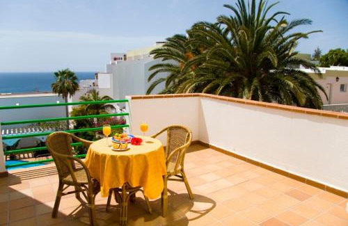 Esquinzo Apartamento | Aparthotel Esquinzo Y Monte Del Mar
