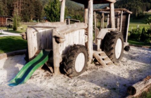 Valdaora di Sopra Apartamento | Aparthotel Familiaris - Family Apartments in Dolomites
