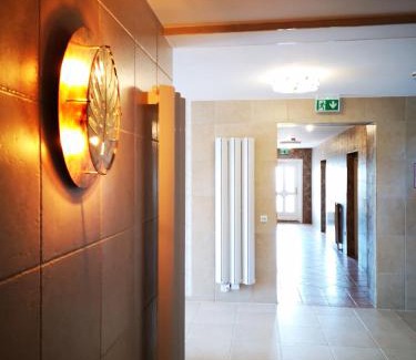 Bad Waltersdorf Apartamento | Aparthotel "Goldener Hahn Apartments"