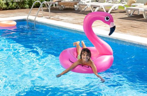 Castelldefels Apartamento | Aparthotel Las Palmeras Castelldefels