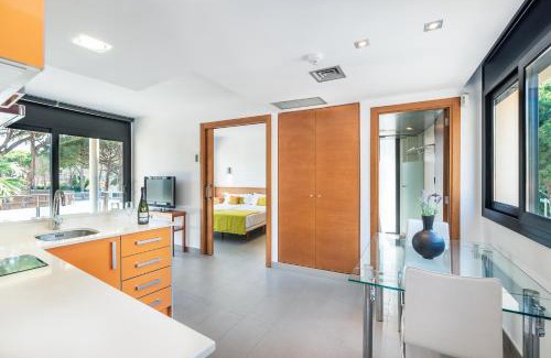 Castelldefels Apartamento | Aparthotel Las Palmeras Castelldefels