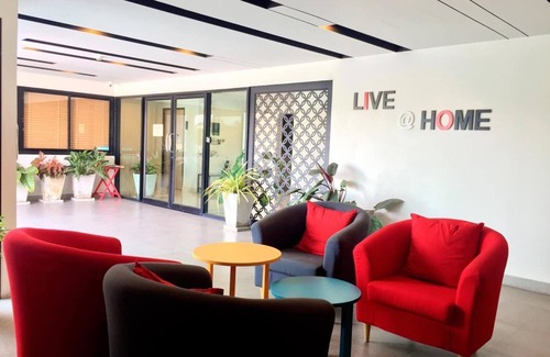 Bang Na Hotel | Aparthotel Live at Home Sukhumvit 105
