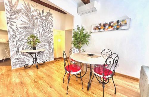 Old Town Apartamento | ApartHotel Riviera - La Maison De Francois - Old Town