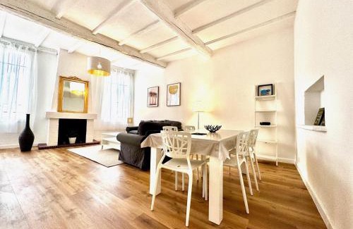 Old Town Apartamento | ApartHotel Riviera - Maison de la Poissonnerie - Vieille Ville - Grand Appartement 3 piece AC - 5min de la Promenade des Anglais