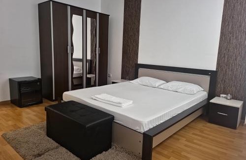 Bucharest City-Centre Apartamento | ApartHotel Yanis