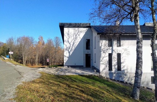 Tatranska Lomnica Apartamento | Apartmán pod Lomnickým štítom a Beliankami