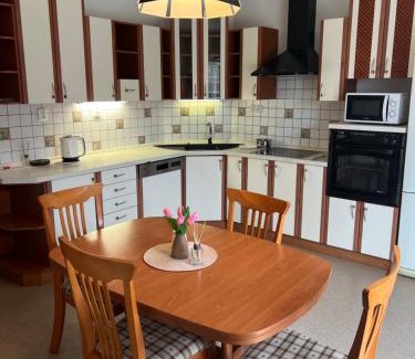 Zlonice Apartamento | Apartmán se společným bazénem Zlonice