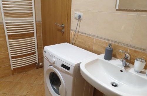 Nova Lesna Apartamento | APARTMÁN SLAVKOV home & parking