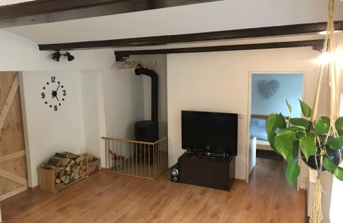 Cerny Dul Apartamento | Apartmán u potoka