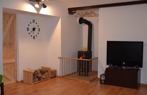 Cerny Dul Apartamento | Apartmán u potoka