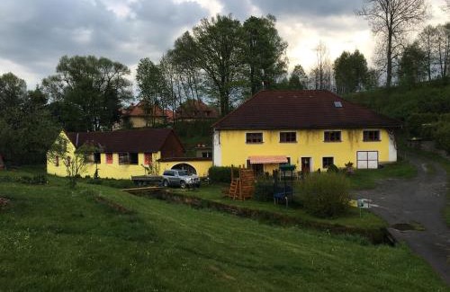 Bujanov Apartamento | Apartmán u potoka